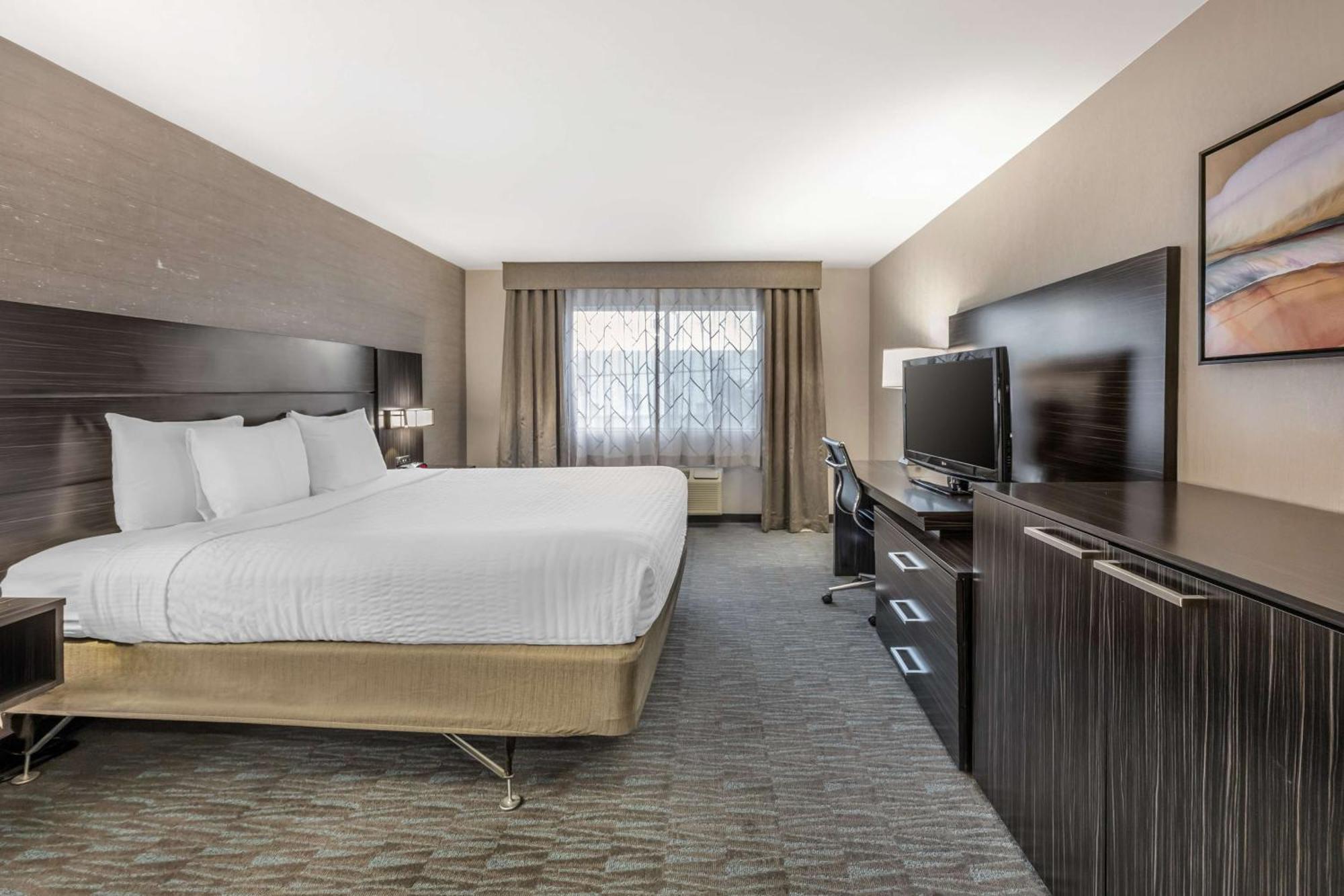 Best Western Plus North Las Vegas Inn & Suites Exterior photo