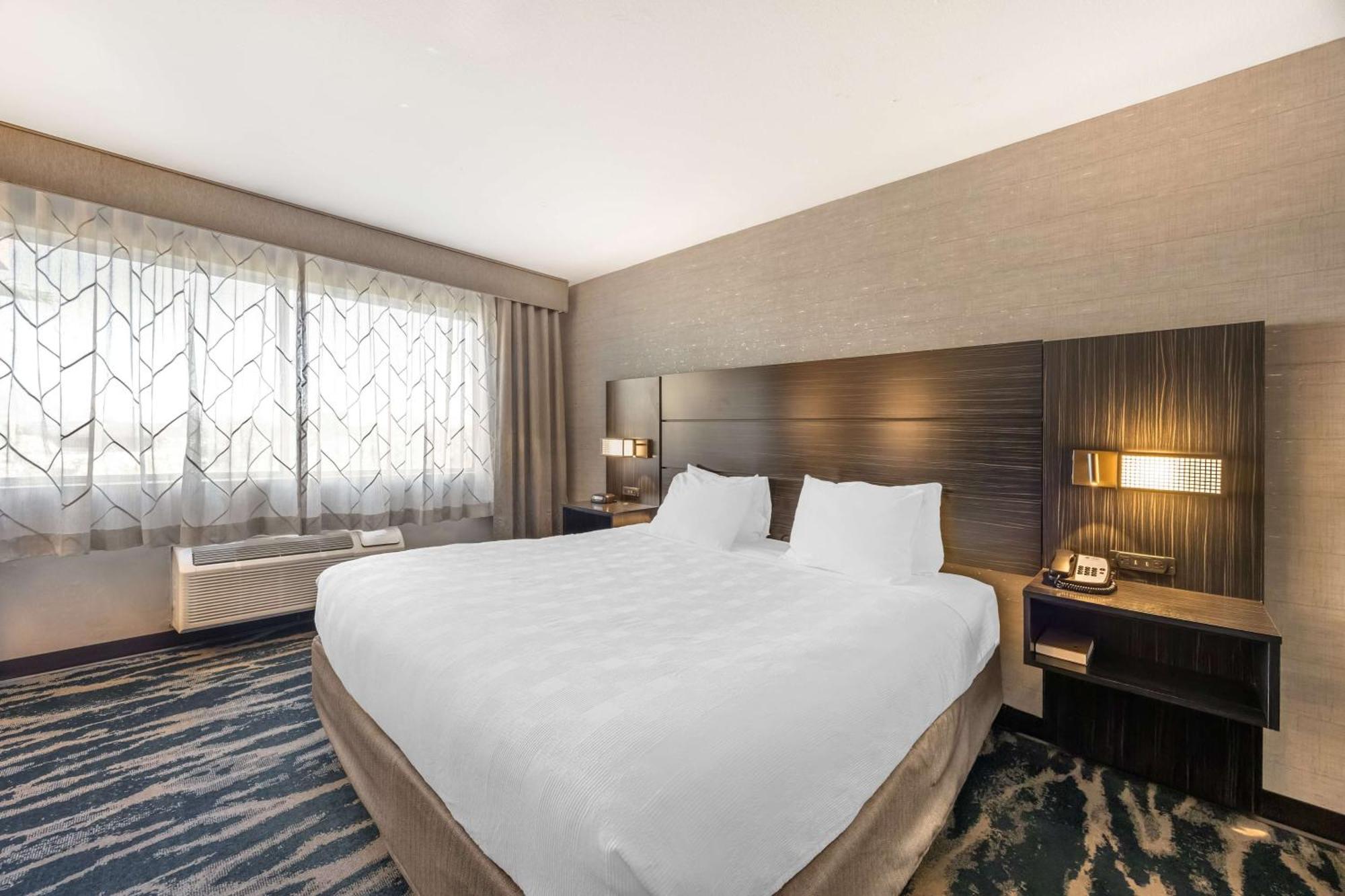 Best Western Plus North Las Vegas Inn & Suites Exterior photo
